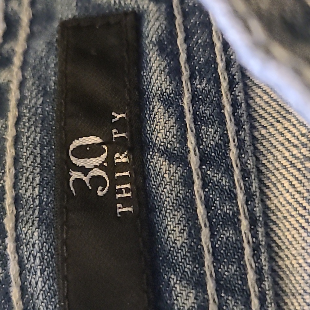 Buckle Affliction relaxed boot cut. Size 30